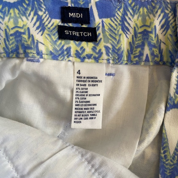 American Eagle Shorts - Picture 4 of 4